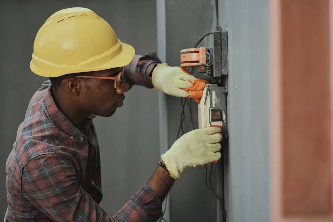 Professional Electrician Services – Safe, Fast & Affordable Electrical Solutions